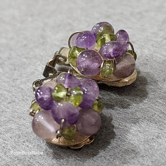 Vintage Glass Bead Cluster Earrings | Clip-On Floral Design - Picture 6 of 9